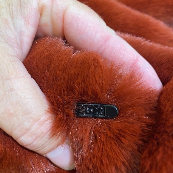 Allen Schwartz Greta Faux Fur Coat Red Size Small NWT - Picture 12 of 16